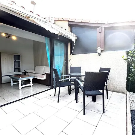 Le Hameau - Proche - Piscine - Parking 펜션